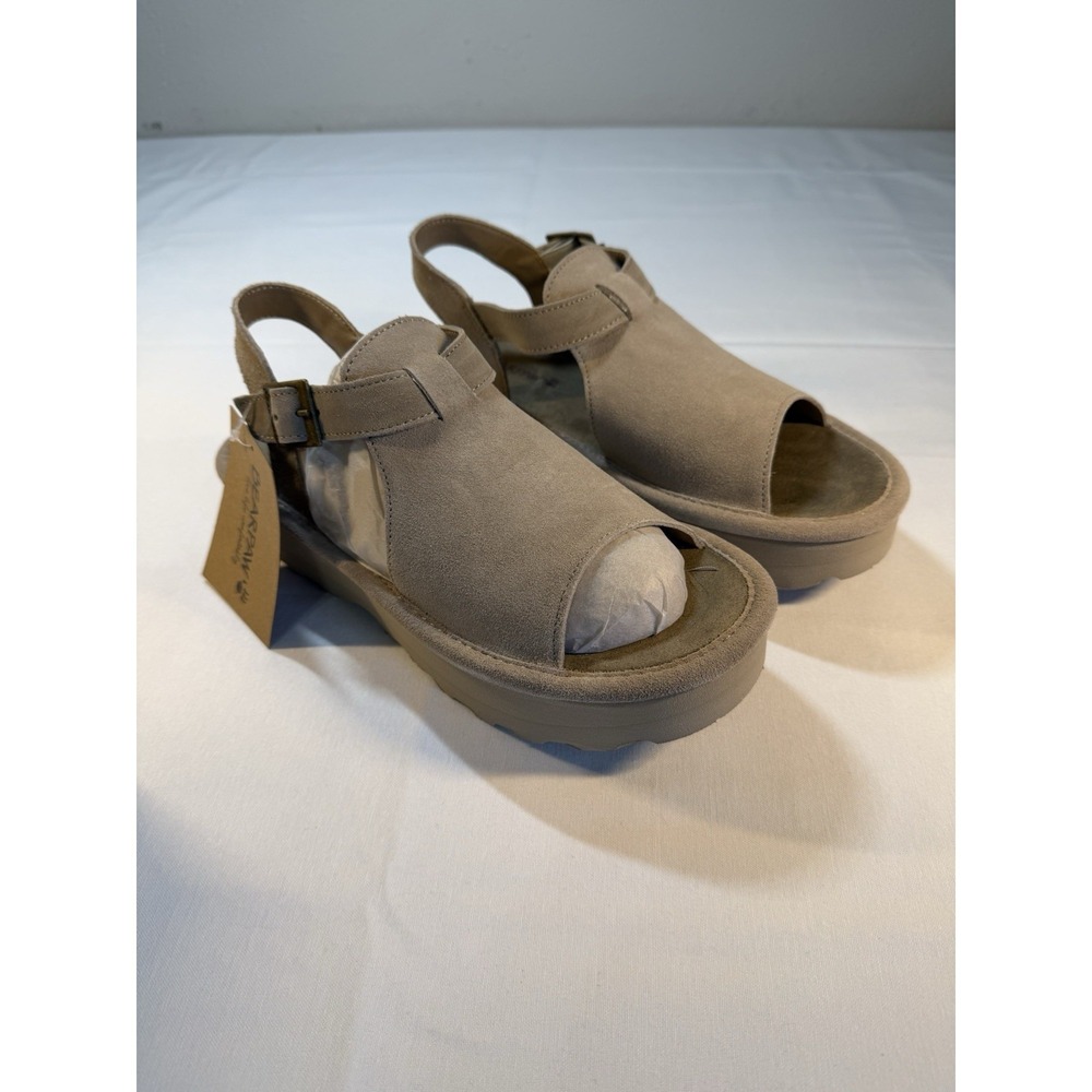 Bearpaw Women's Ascend Strap‎ Sandals Mushroom 500 US Size 9 M Width